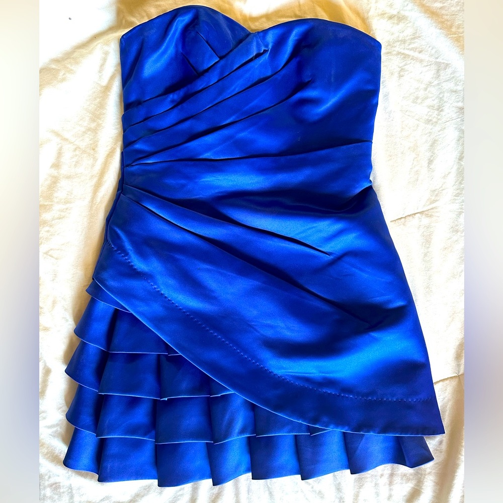 Beautiful and elegant little blue Calvin Klein cocktail dress, used once